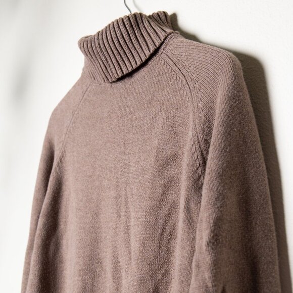 100% Cotton Turtleneck Sweater - Picture 6 of 6